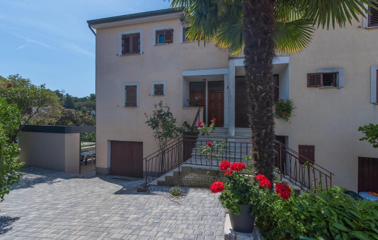 Apartment Vitamare Poreč Exterior foto